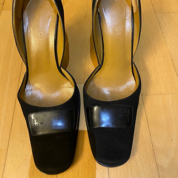 Gucci Shoes - Black Suede Gucci Logo Pumps